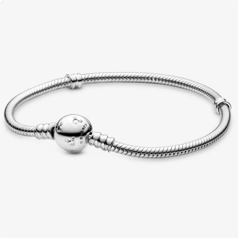 NWOT Retired Pandora Disney Park Mickey Mouse Pave Clasp Bracelet